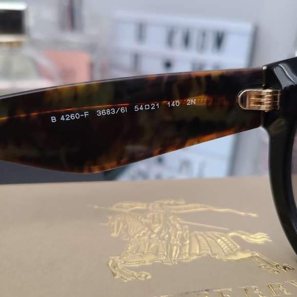 **SOLD** Burberry Sunglasses - Picture 5 of 5